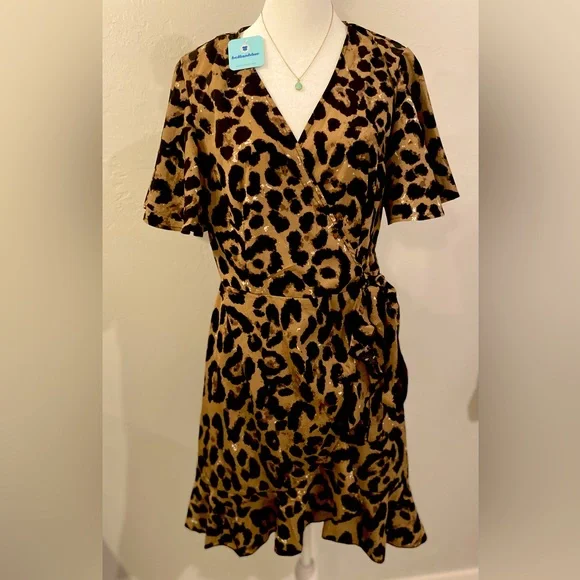 🎉HP🎉Bellanblue tie wrap dress - Picture 1 of 2